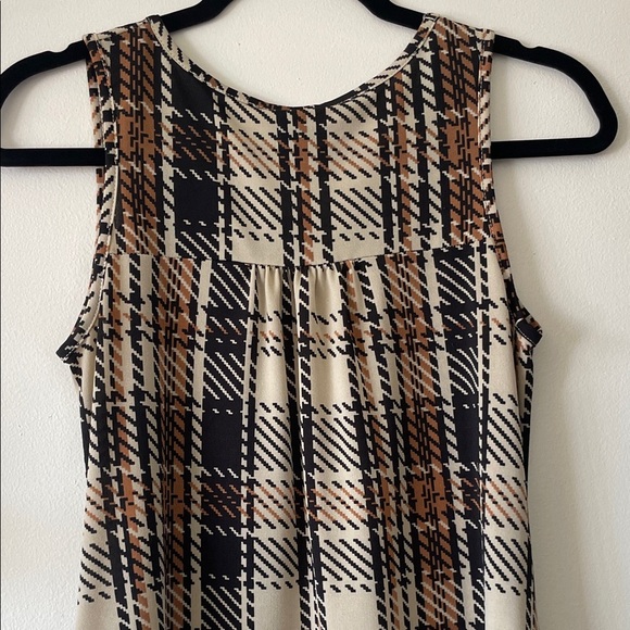 Houndstooth Plaid Sleeveless Tunic/Dress with pockets- Medium - Picture 8 of 8